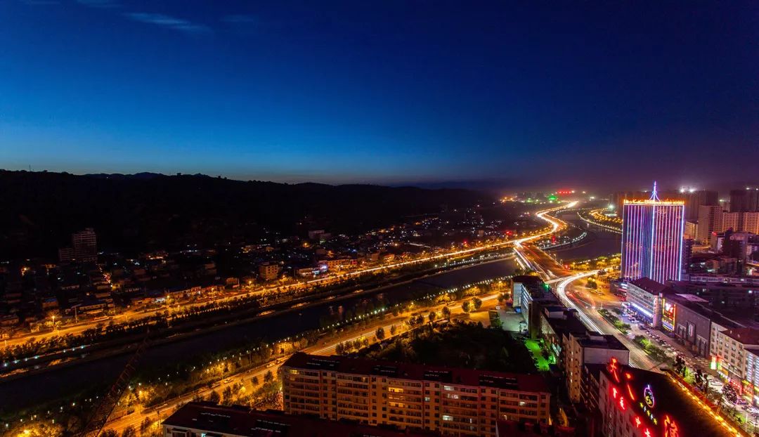 吕梁，历史底蕴与现代魅力的交织探寻之旅